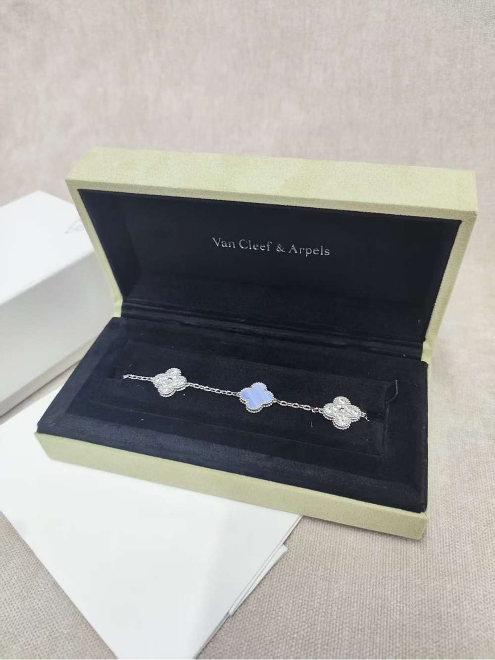 💙VCA Vintage Alhambra Bracelet Blue Gem & Diamond Clover